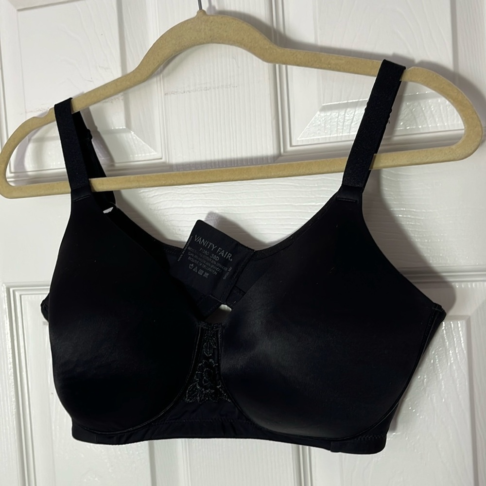 Vanity Fair Tshirt black bra 3 hook non wired adjustable straps 38D